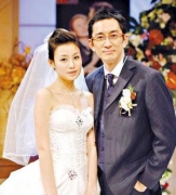 鄧超文章佟大為夏雨 誰的校花老婆更美（圖）